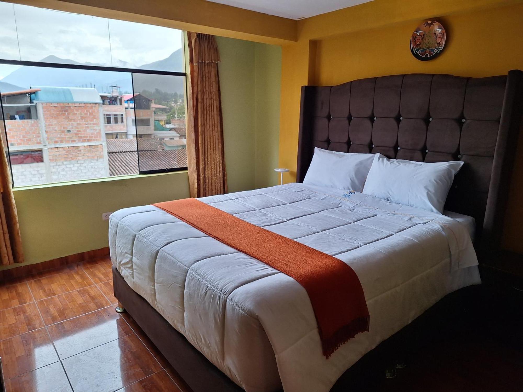 Chaska Valle Inn Урубамба Екстериор снимка